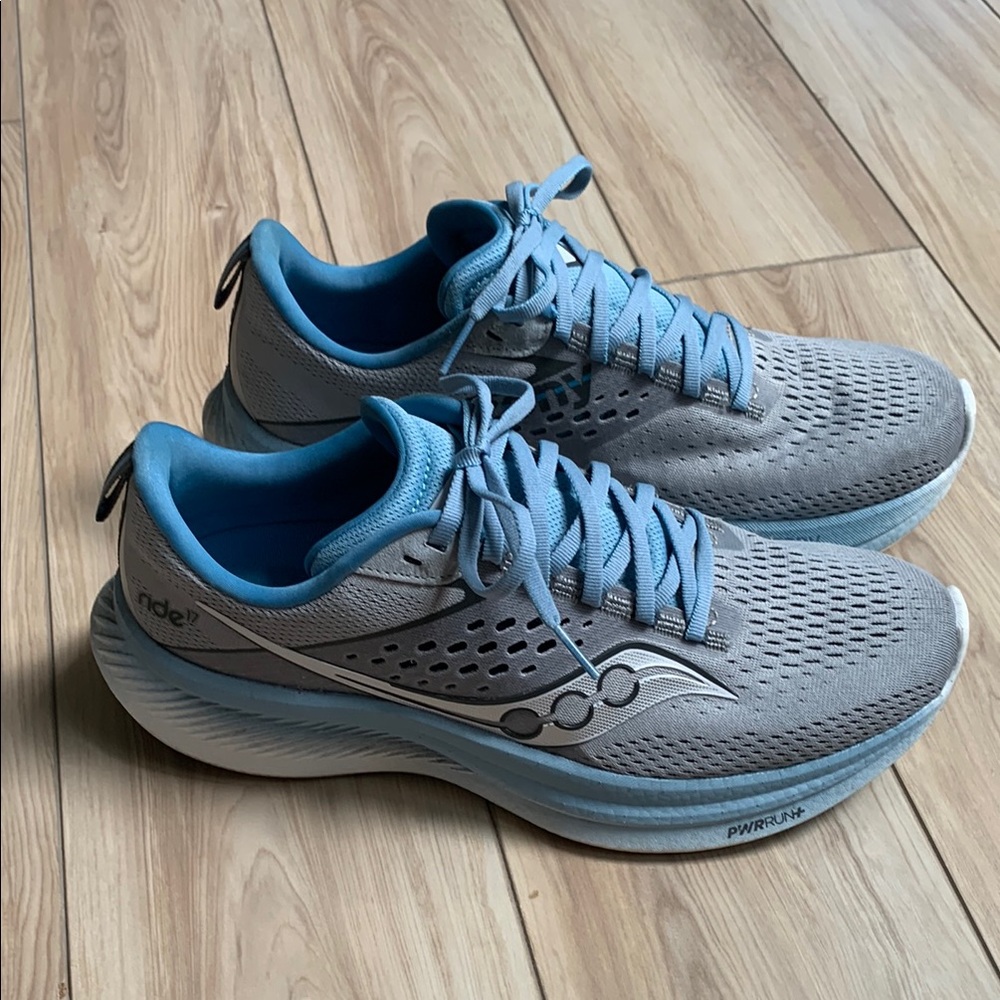 Saucony Women's Ride 17 Sneaker